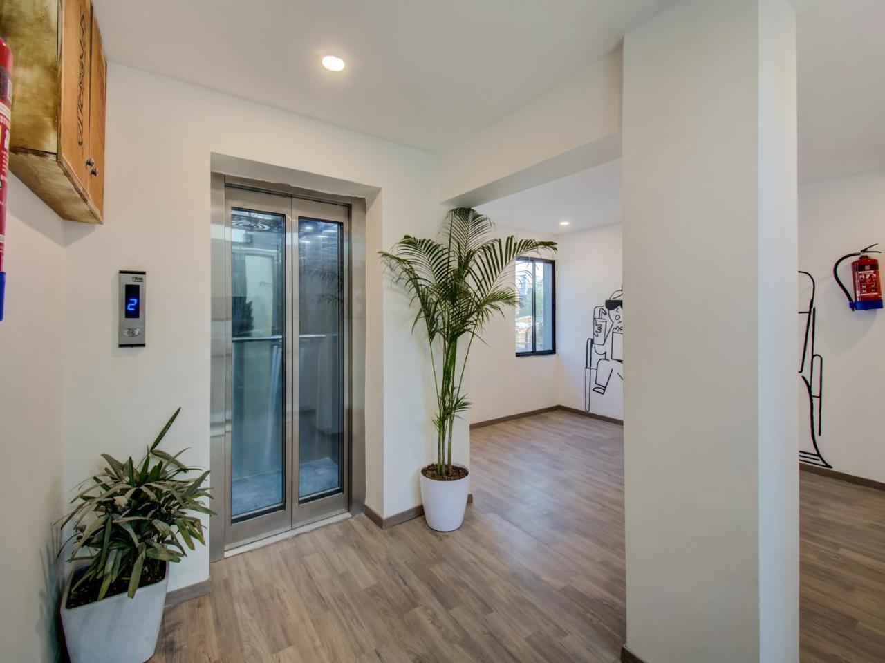 Отель Oyo Townhouse 66 Nagpur Station Ca Road Экстерьер фото