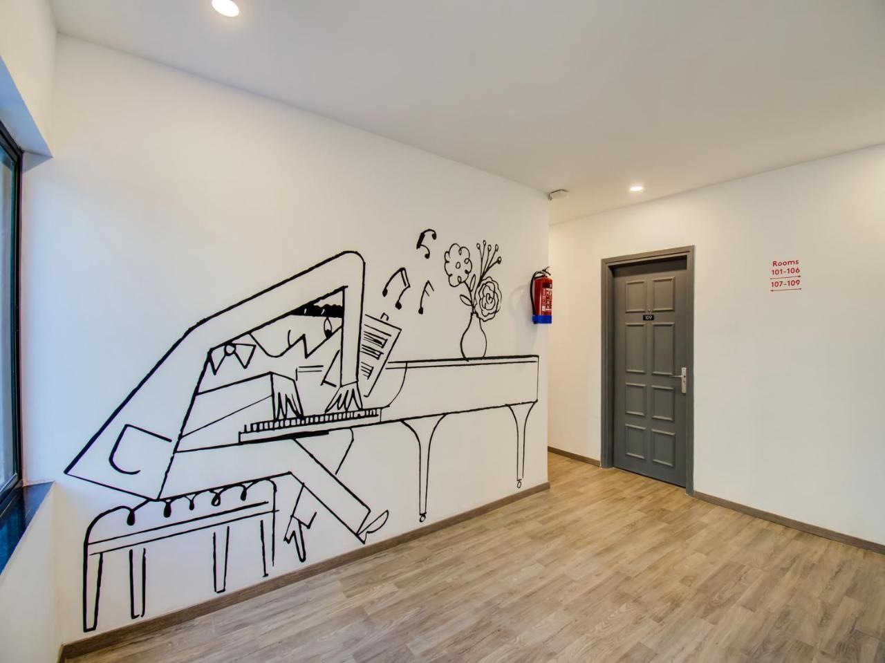 Отель Oyo Townhouse 66 Nagpur Station Ca Road Экстерьер фото