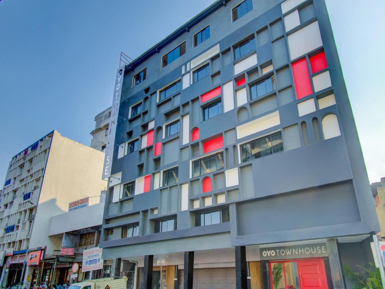 Отель Oyo Townhouse 66 Nagpur Station Ca Road Экстерьер фото